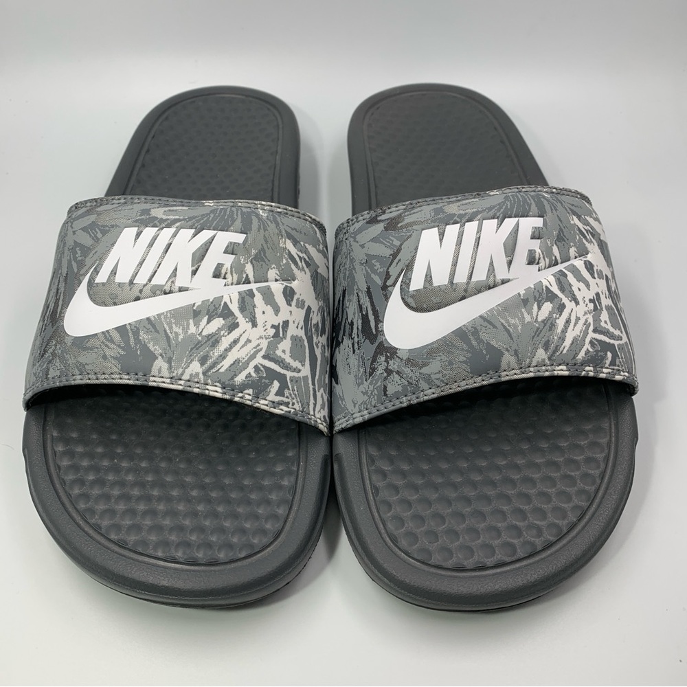 Nike Benassi Slides Mens 8 Gray White Floral Print JDI Slip On Just Do It